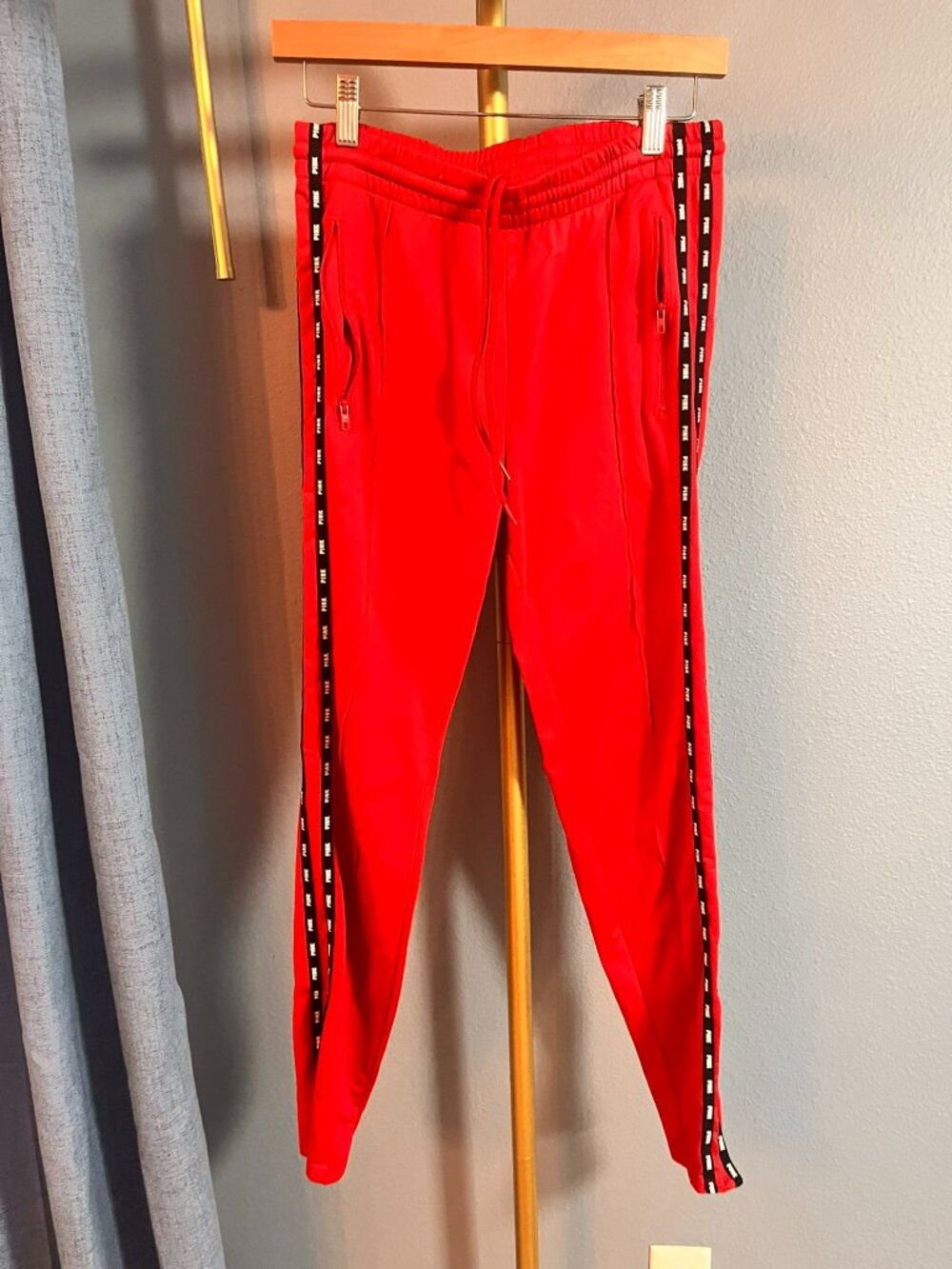 PINK Victorias Secret Womens Medium Red Side Tape Logo Track Pants Active Jogger